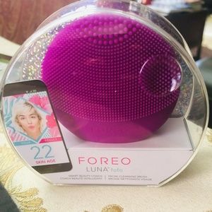 NEW FOREO LUNA fofo facial cleansing brush - Purpl